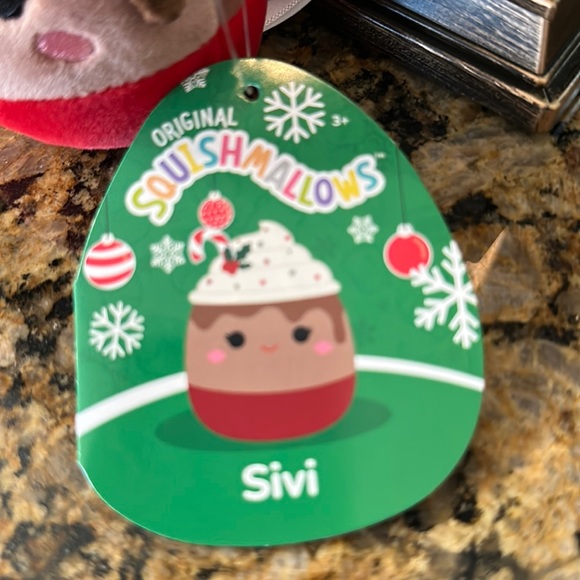 Holiday limited edition Squishmallow “Sivi” 1/8 in set - Picture 3 of 5